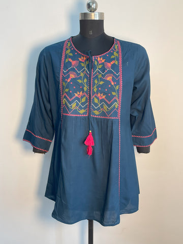 BLUE FLORAL TUNIC TOP