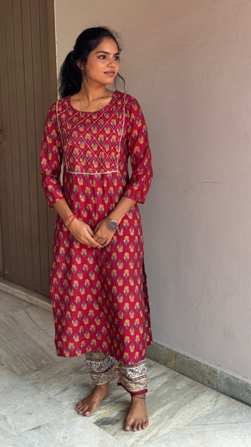 MAROON FLORAL MUSLIN KURTA SET
