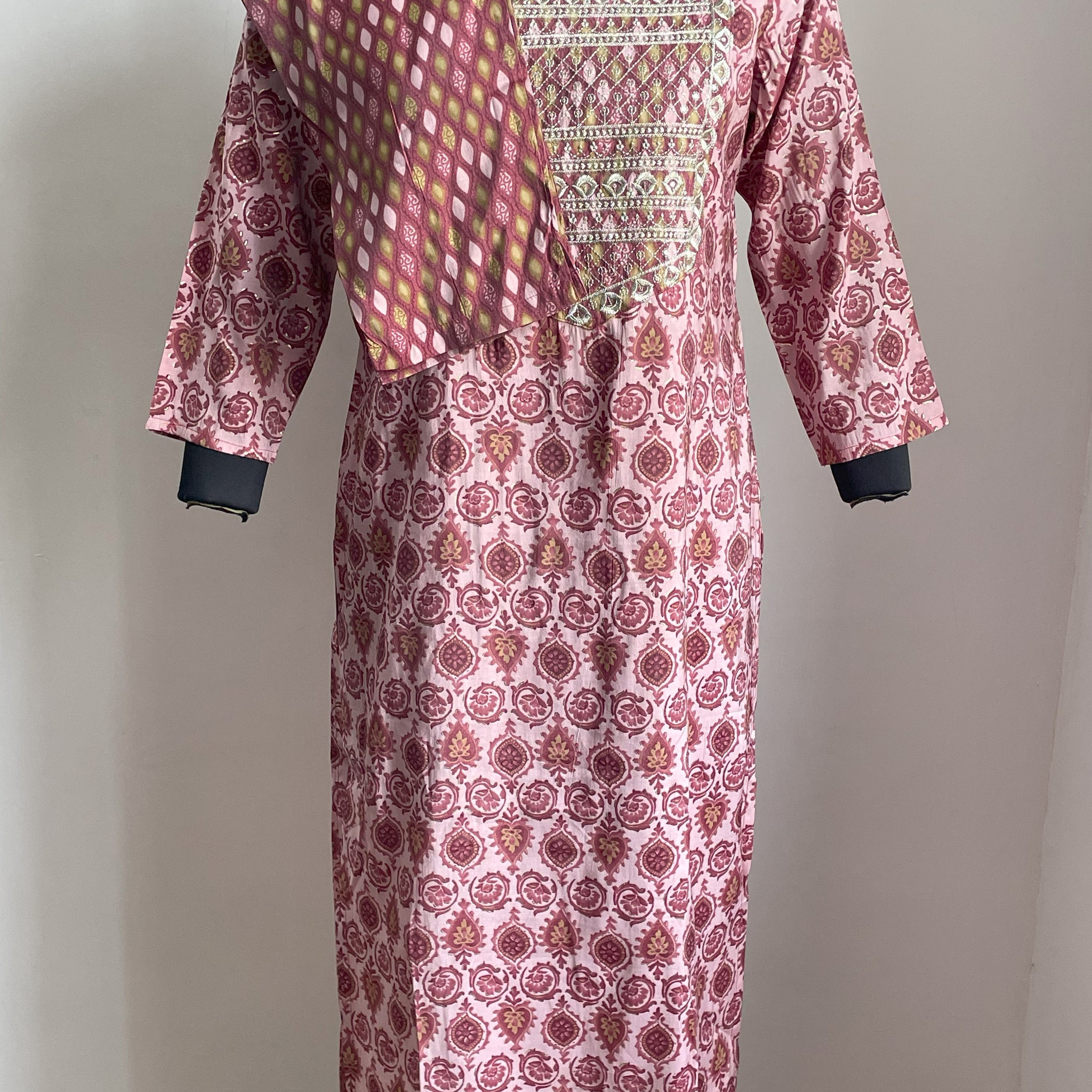 MAUVE FLORAL MUSLIN KURTA SET