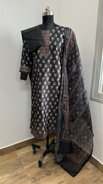 BLACK KURTA SET