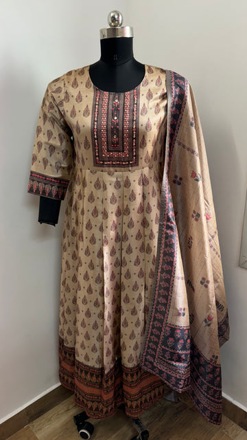 BEIGE MUSLIN KURTA SET WITH DUPATTA