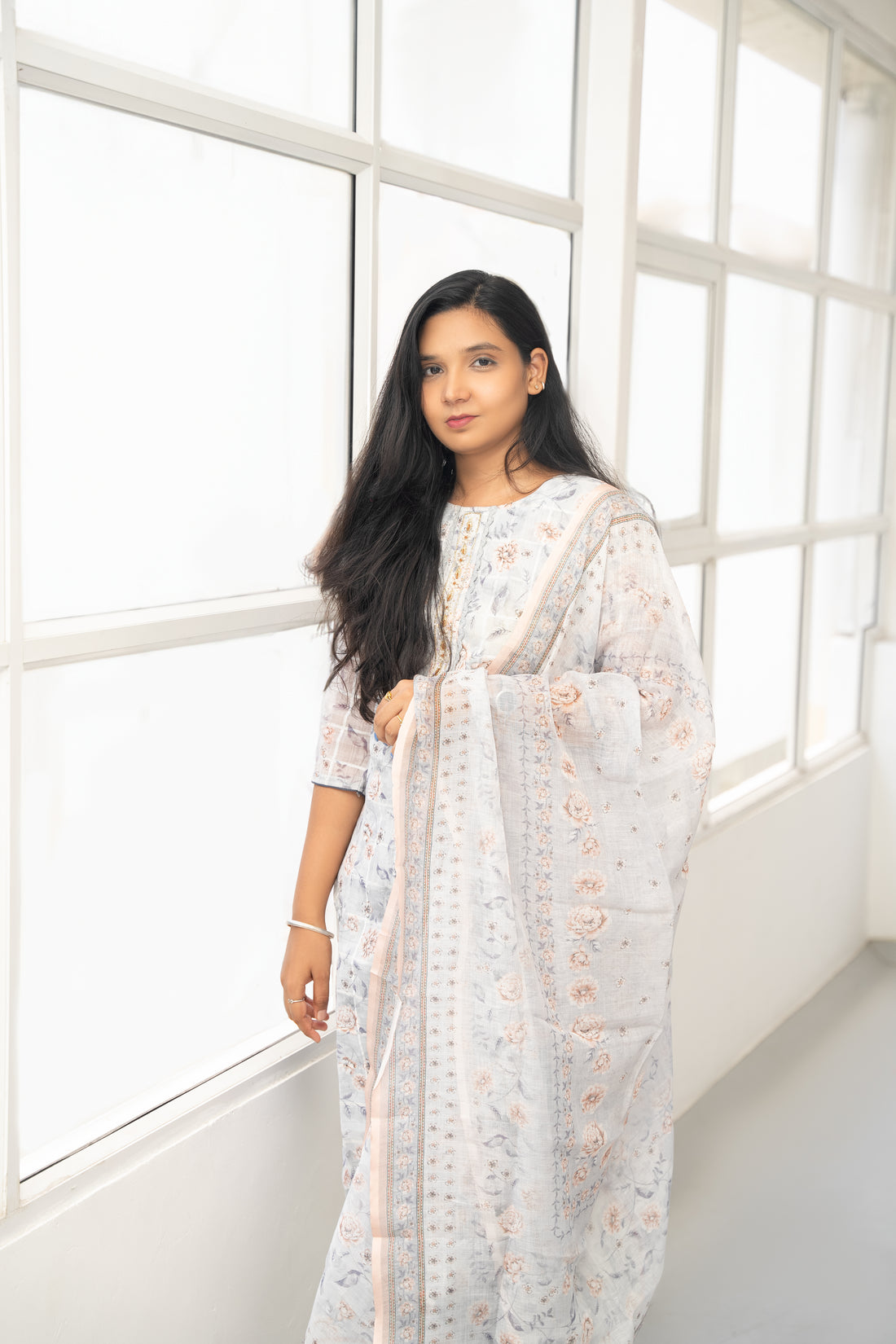 LINEN KURTA SET WITH DUPATTA