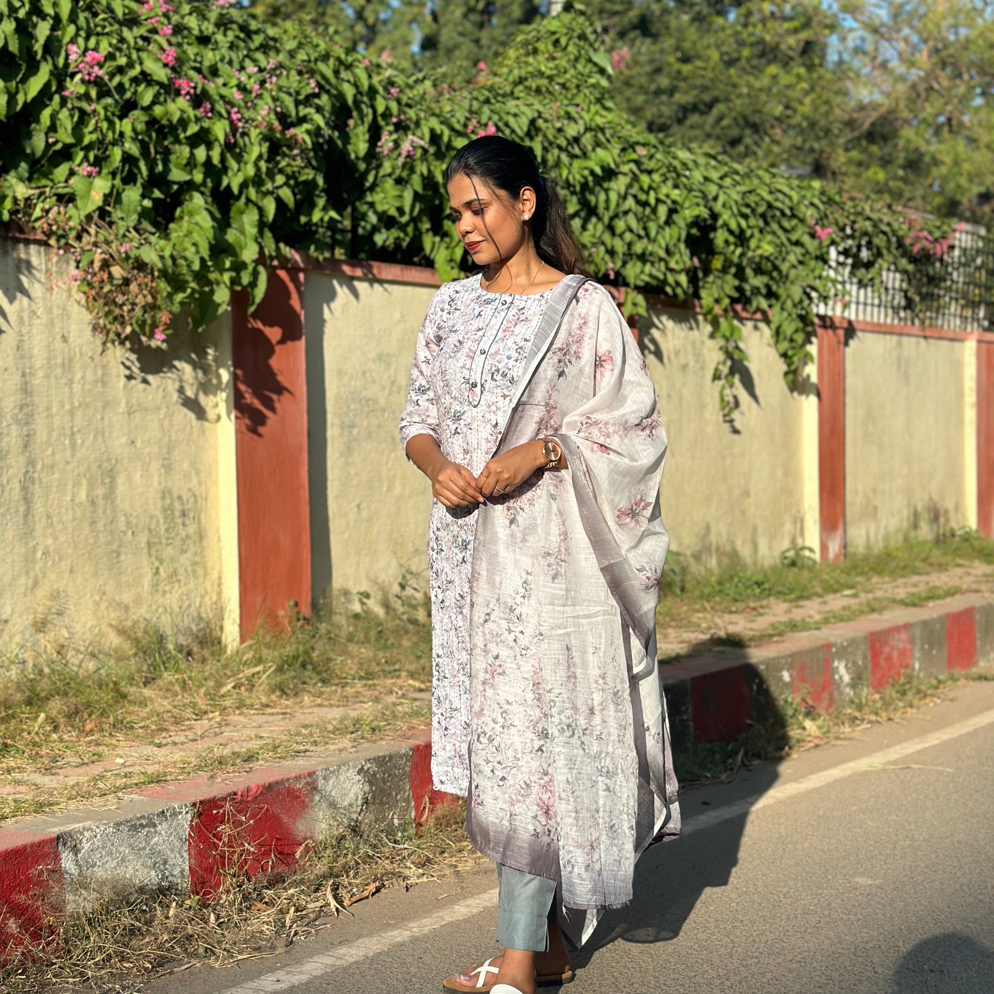 LINEN KURTA SET WITH DUPATTA