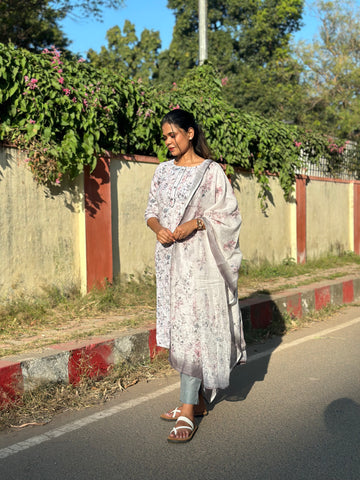LINEN KURTA SET WITH DUPATTA