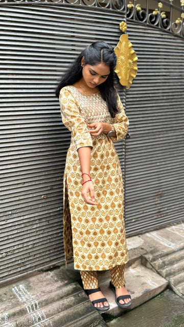 MUSTARD MUSLIN KURA SET✨