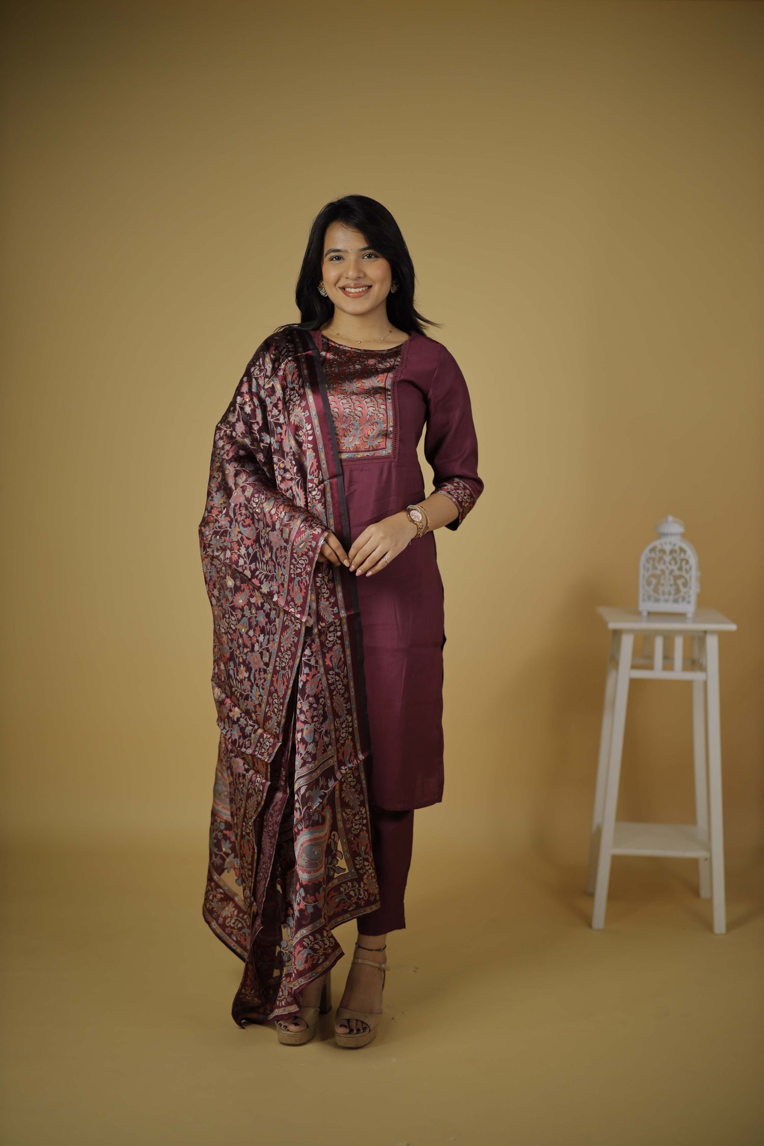lookbook image shop_this_look_EcLGgQ